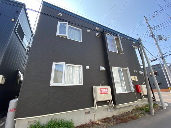 物件外観写真3　(外観写真)