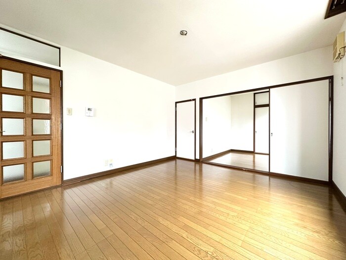 物件内観写真10　(居室)