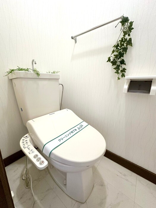 物件内観写真13　(トイレ)