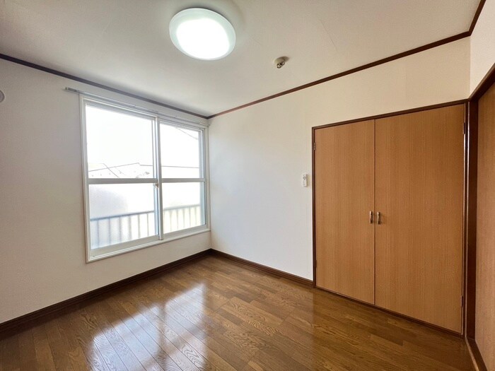 物件内観写真9　(居室)