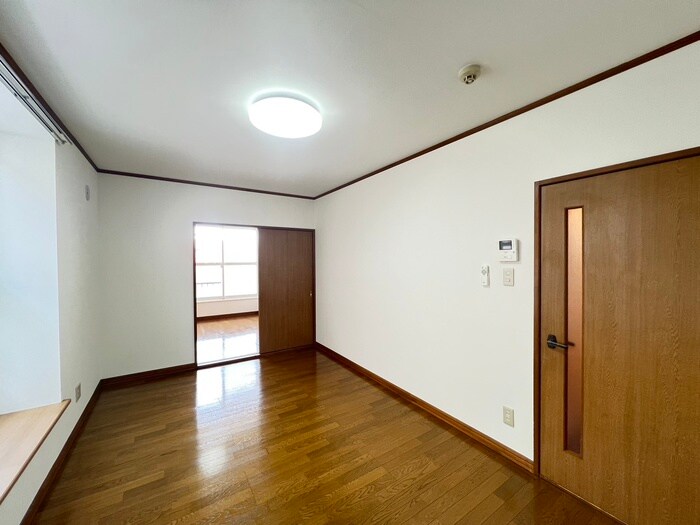 物件内観写真18　(居室)
