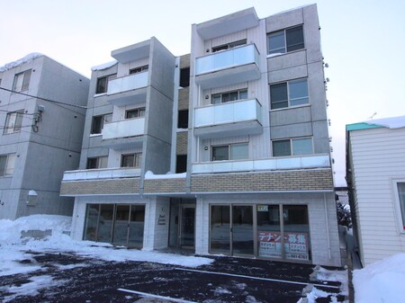 Royal Terrace Hassamu外観写真