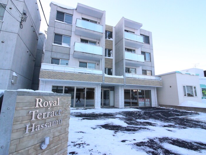 物件外観写真2　(外観写真)