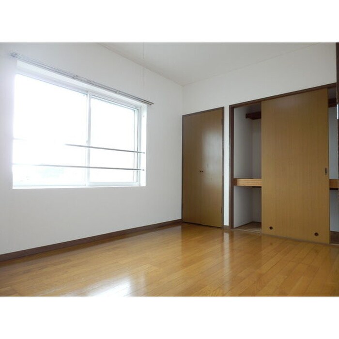 物件内観写真6　(居室)