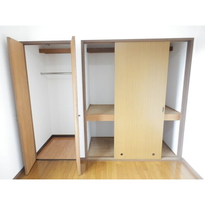 物件内観写真7　(収納)