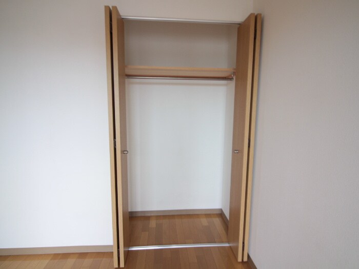 物件内観写真11　(収納)