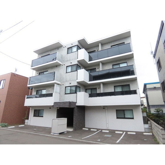 物件外観写真1　(外観写真)