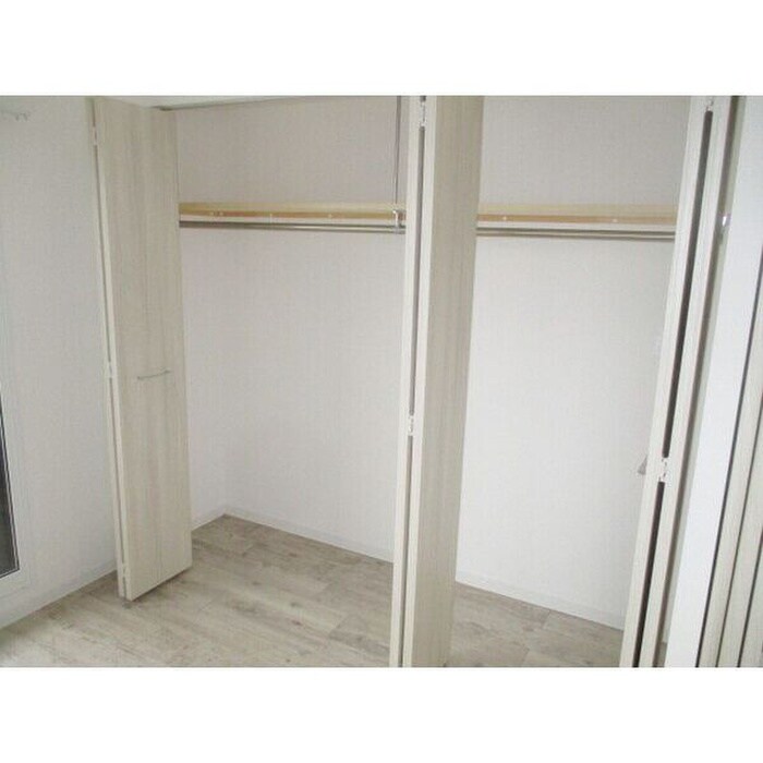 物件内観写真9　(収納)