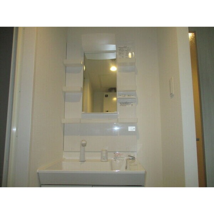 物件内観写真11　(洗面)