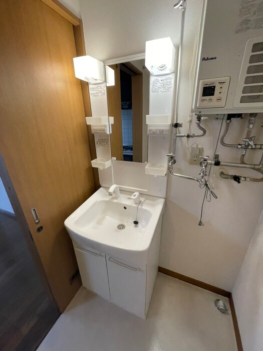 物件内観写真15　(洗面)