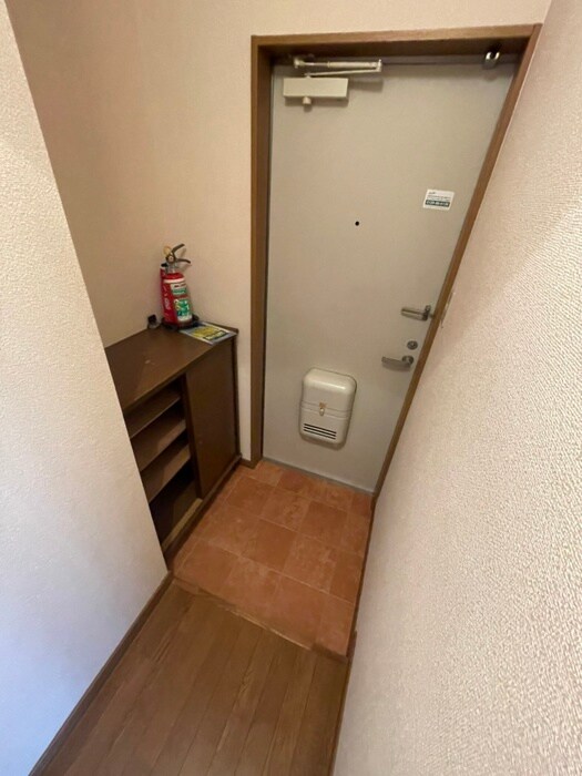 物件内観写真19　(玄関)