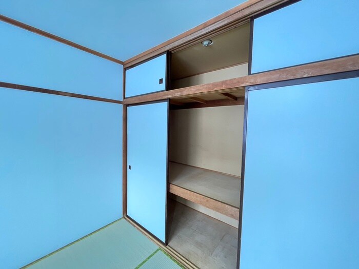 物件内観写真11　(収納)