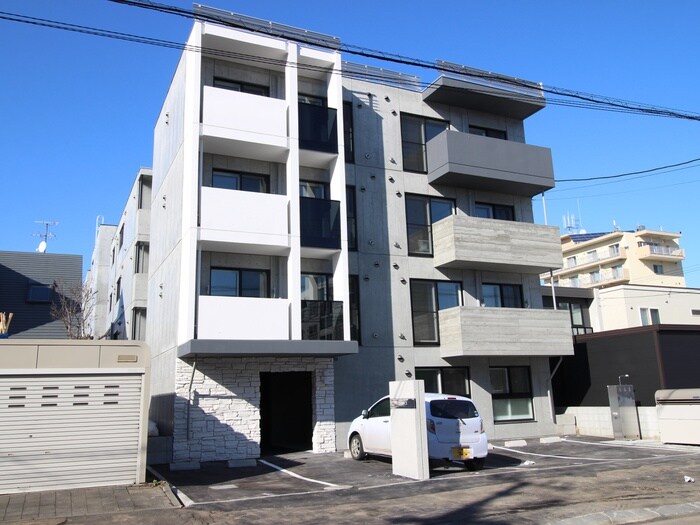 物件外観写真1　(外観写真)