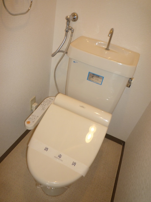 物件内観写真11　(トイレ)