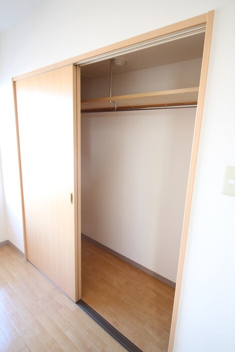 物件内観写真11　(収納)