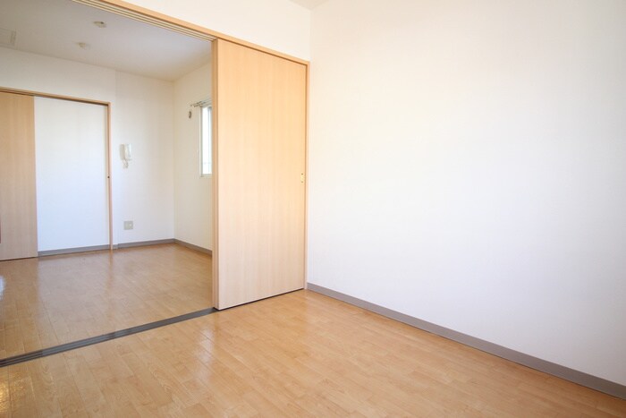 物件内観写真21　(居室)