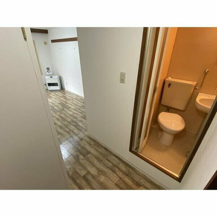 物件内観写真11　(トイレ)