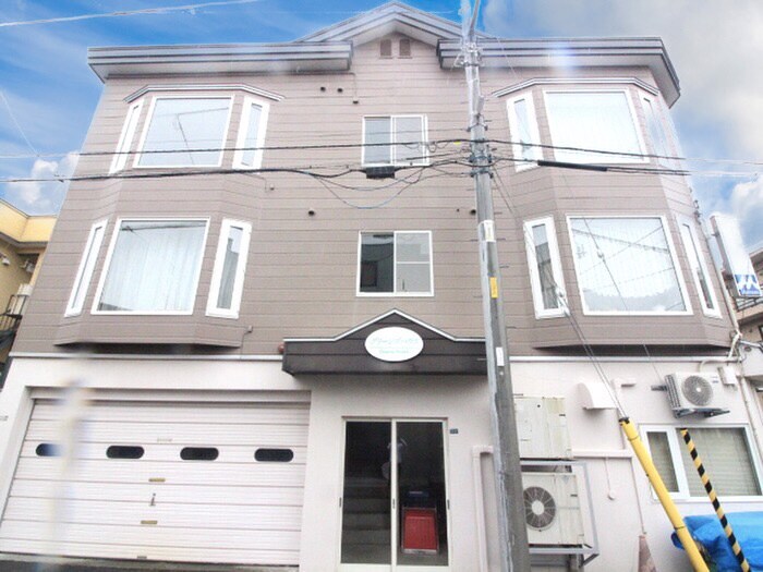 物件外観写真2　(外観写真)