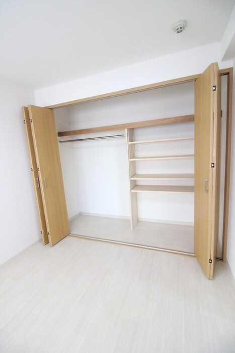 物件内観写真15　(収納)