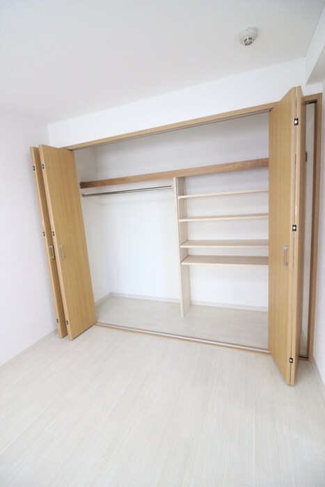 物件内観写真15　(収納)