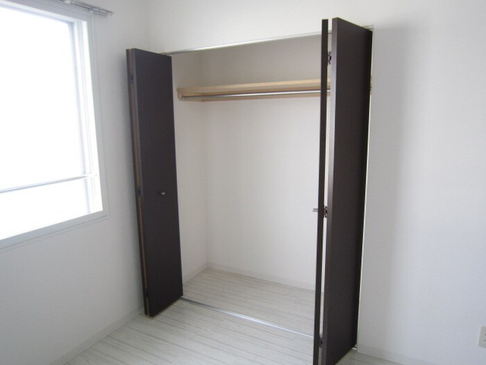 物件内観写真11　(収納)