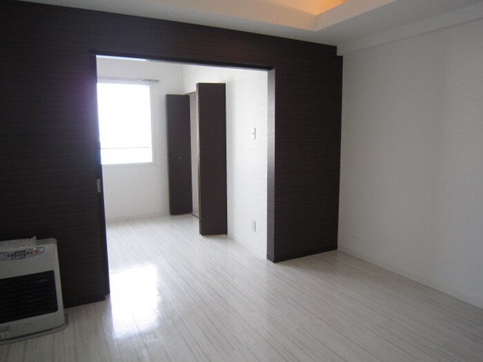 物件内観写真15　(居室)