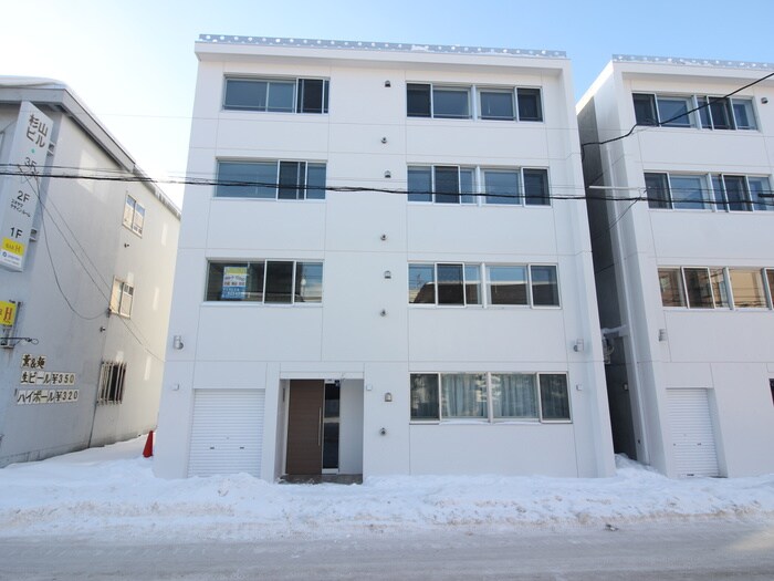 物件外観写真2　(外観写真)