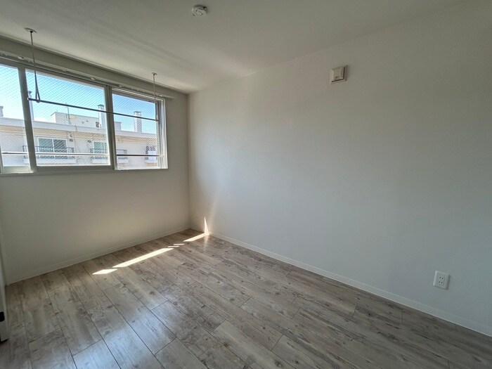 物件内観写真16　(居室)