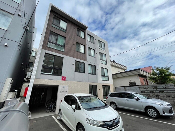 物件外観写真1　(外観写真)