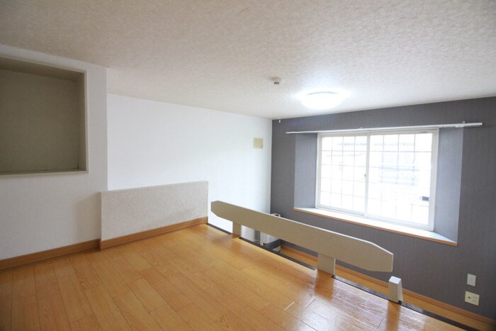 物件内観写真11　(居室)