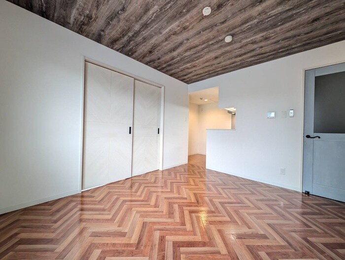 物件内観写真8　(居室)