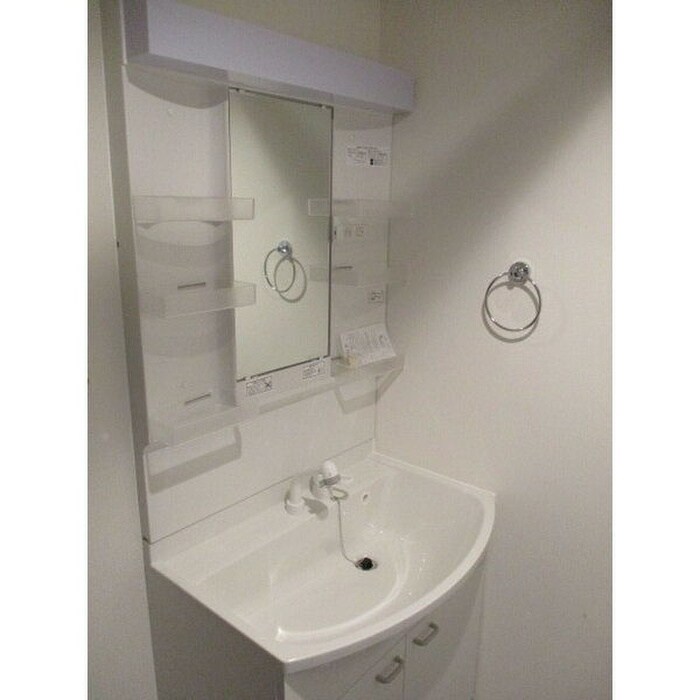 物件内観写真8　(洗面)