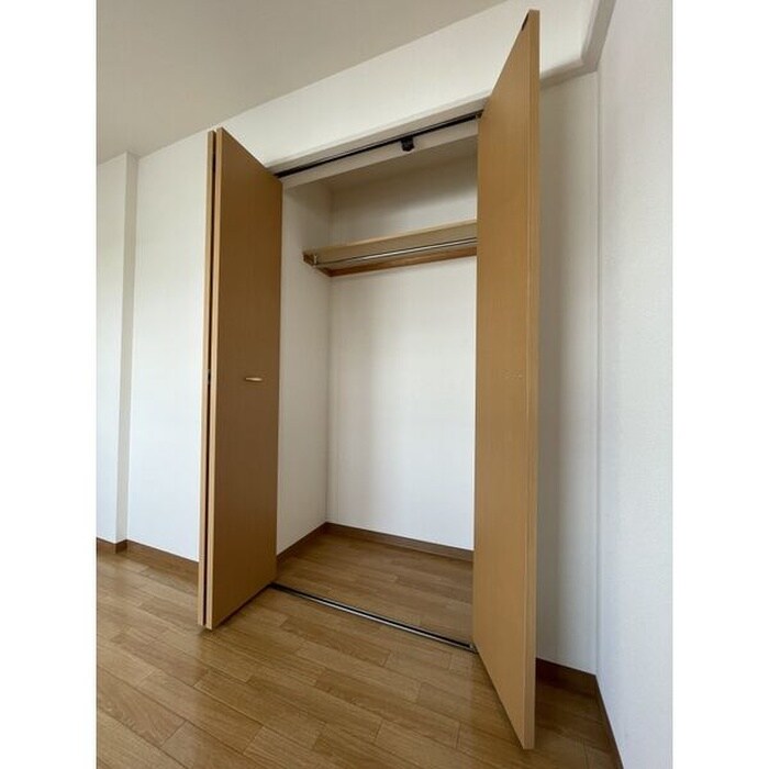 物件内観写真9　(収納)