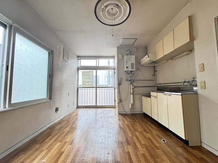 物件内観写真15　(居室)