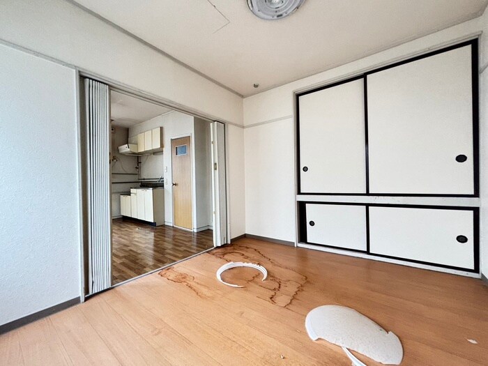 物件内観写真18　(居室)