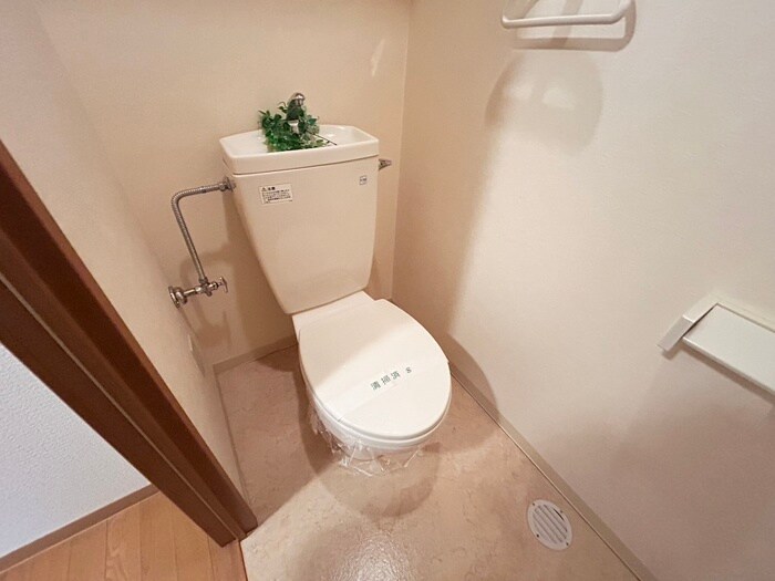物件内観写真13　(トイレ)