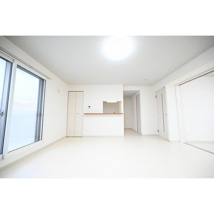 物件内観写真6　(居室)