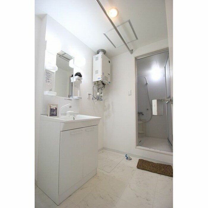 物件内観写真10　(洗面)