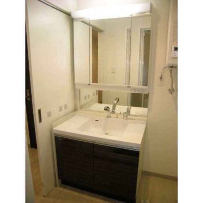 物件内観写真14　(洗面)