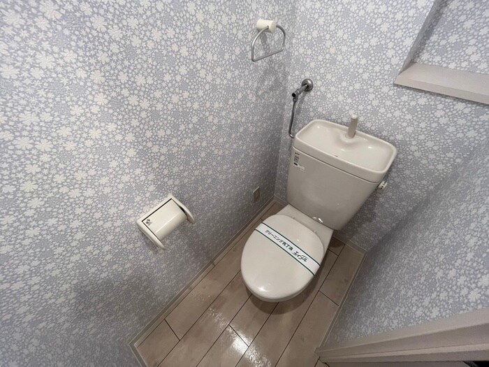 物件内観写真15　(トイレ)