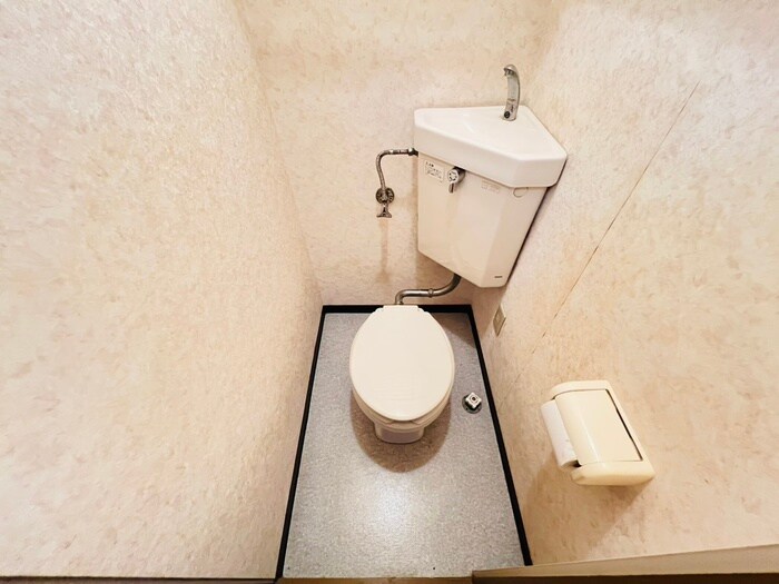 物件内観写真13　(トイレ)