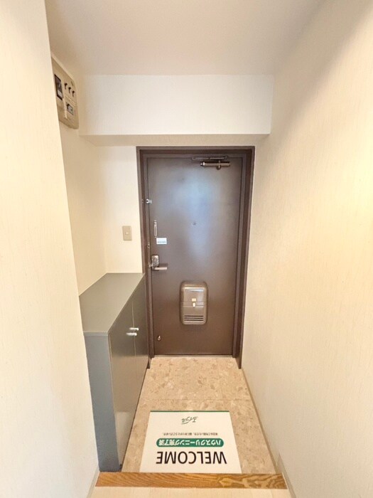物件内観写真18　(玄関)