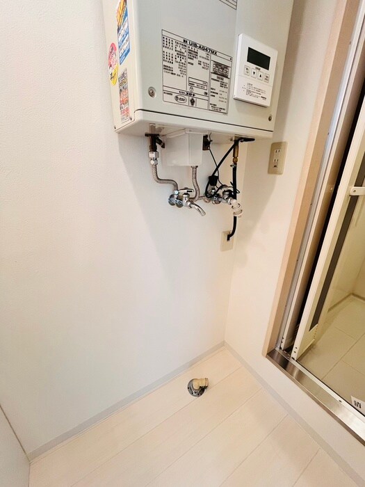 物件内観写真16　(洗濯機置場)