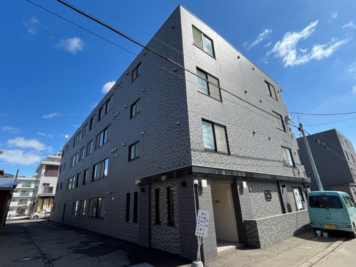 物件外観写真1　(外観写真)