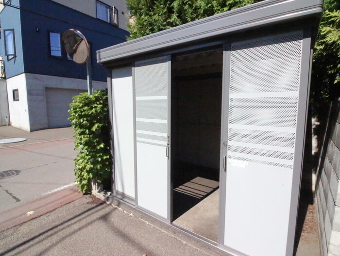 物件外観写真6　(建物設備)