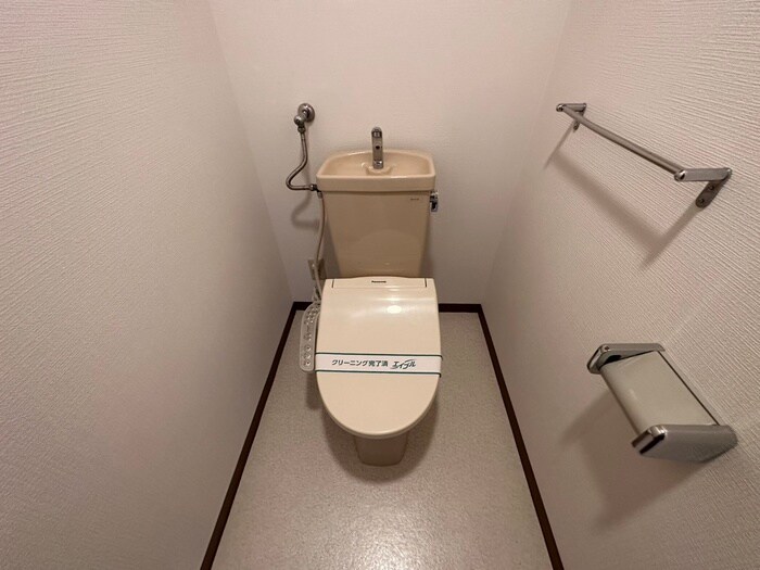 物件内観写真14　(トイレ)