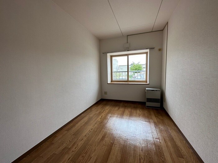 物件内観写真15　(居室)