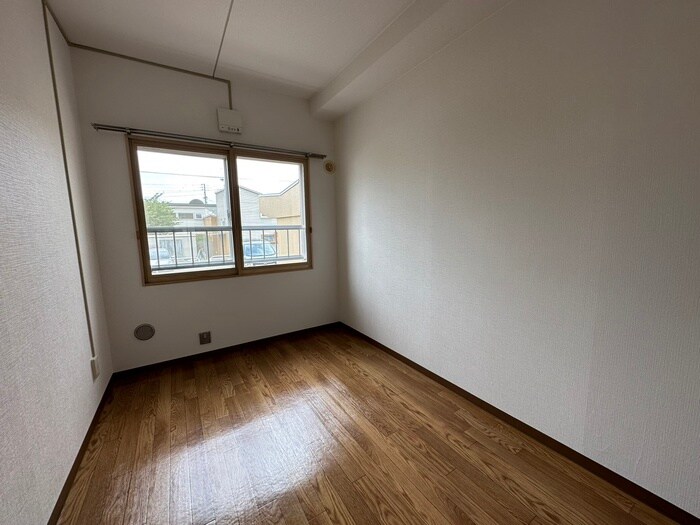 物件内観写真17　(居室)