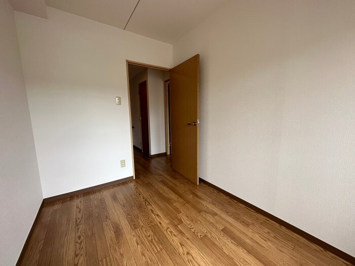 物件内観写真18　(居室)