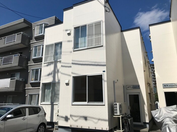 物件外観写真1　(外観写真)